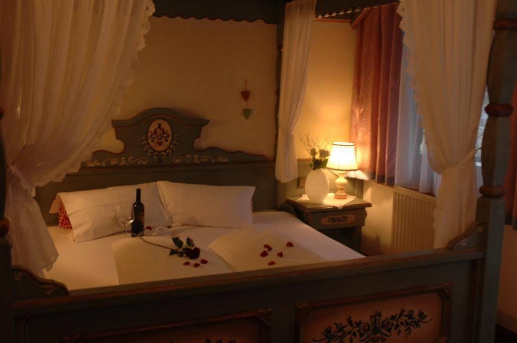 Hotel Gasthaus Schwarzenstein Гинцлинг Экстерьер фото