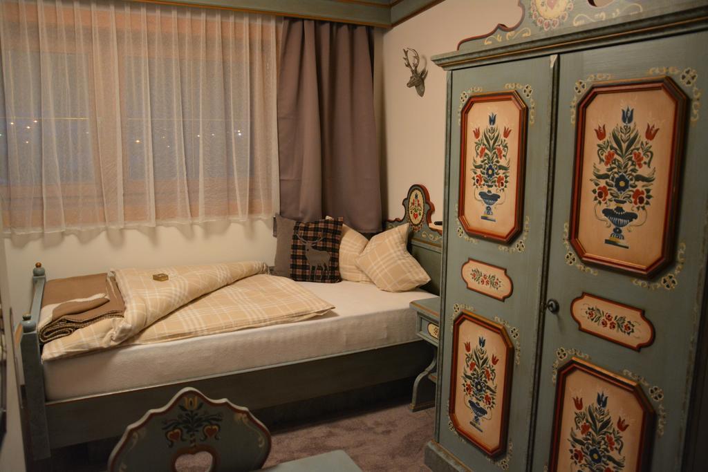 Hotel Gasthaus Schwarzenstein Гинцлинг Экстерьер фото