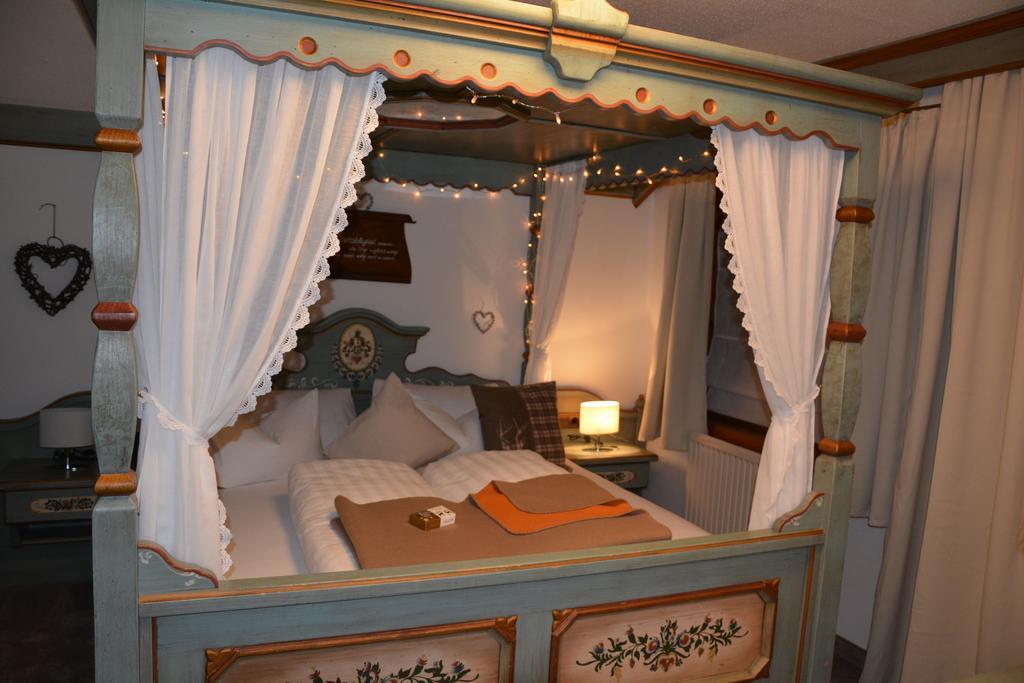 Hotel Gasthaus Schwarzenstein Гинцлинг Экстерьер фото